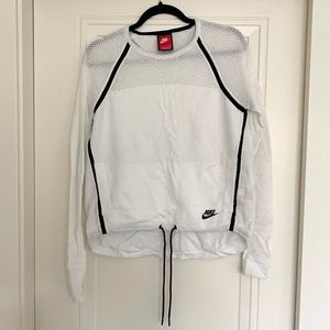 Nike Sportswear Tech Knit top
